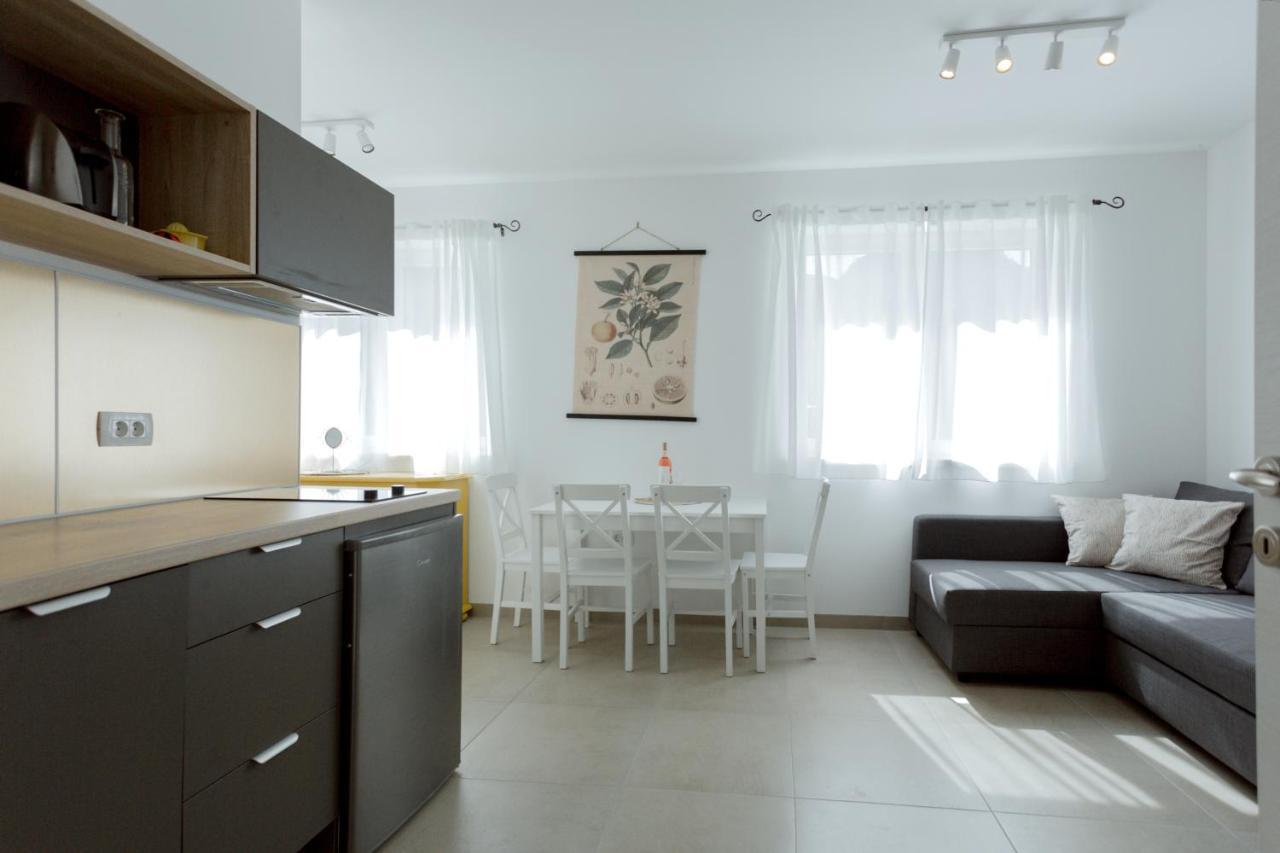 Apartments Ivica Omis Ngoại thất bức ảnh