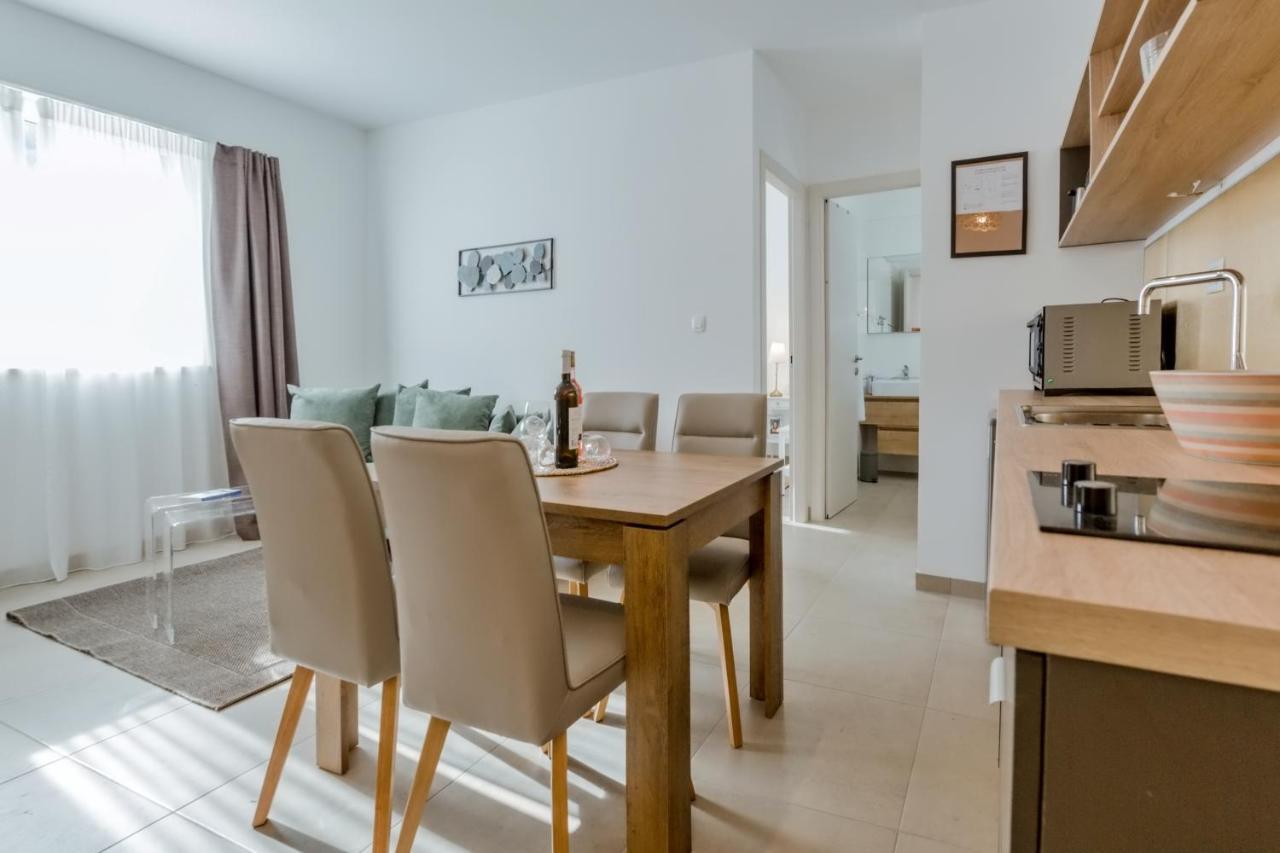 Apartments Ivica Omis Ngoại thất bức ảnh
